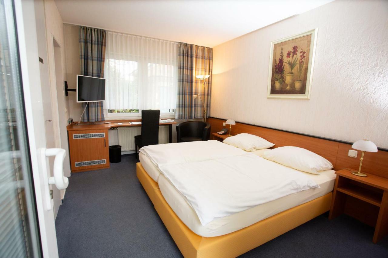 Gaestehaus Am Vogelsang Kerpen  Bagian luar foto