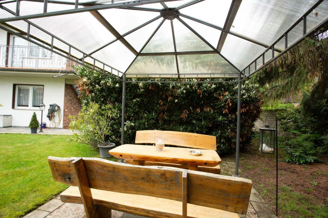 Gaestehaus Am Vogelsang Kerpen  Bagian luar foto