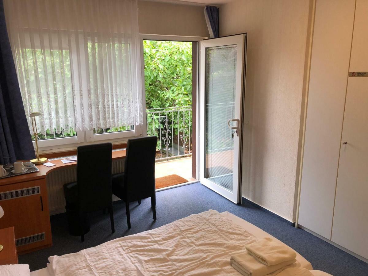 Gaestehaus Am Vogelsang Kerpen  Bagian luar foto