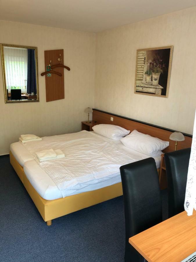 Gaestehaus Am Vogelsang Kerpen  Bagian luar foto